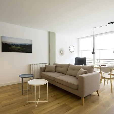 Olabide 2 By Smiling Apartment *